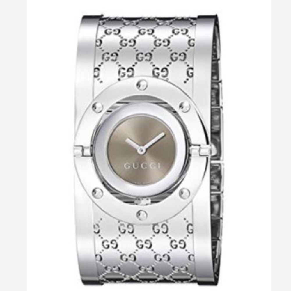 ❗️FINAL PRICE DROP❗️Gucci 112 Twirl Watch & Bangle